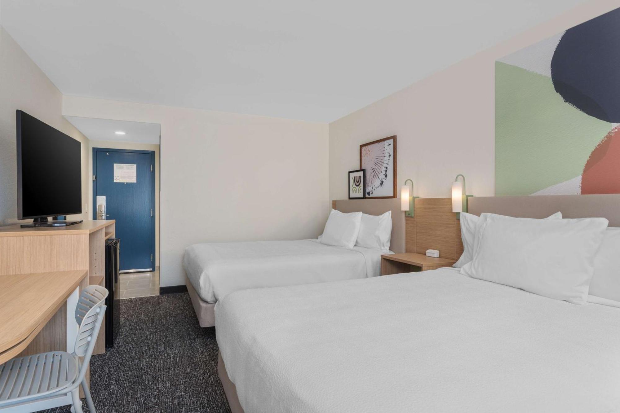 Spark By Hilton Branson Meadows Екстер'єр фото