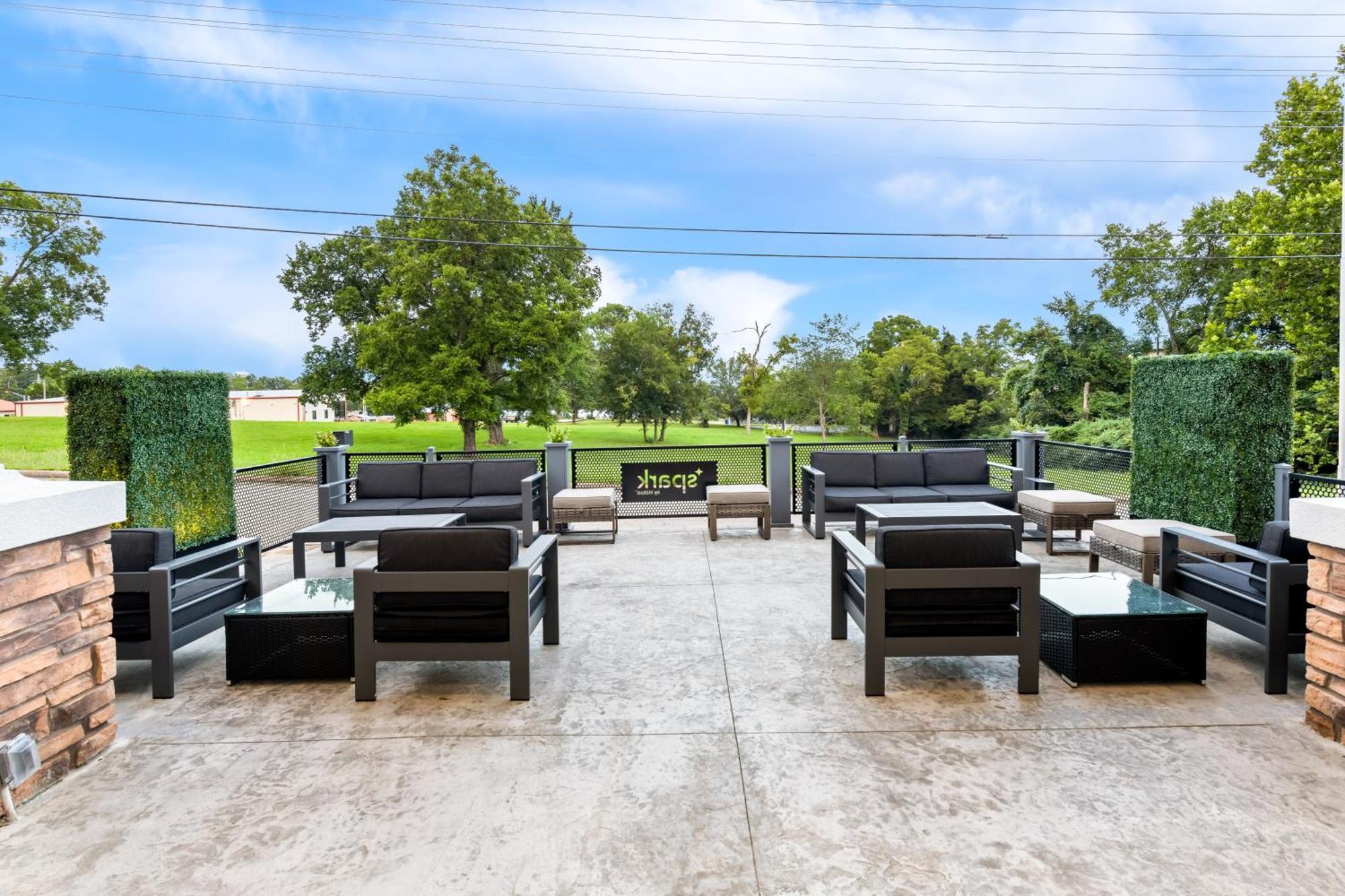 Spark By Hilton Branson Meadows Екстер'єр фото