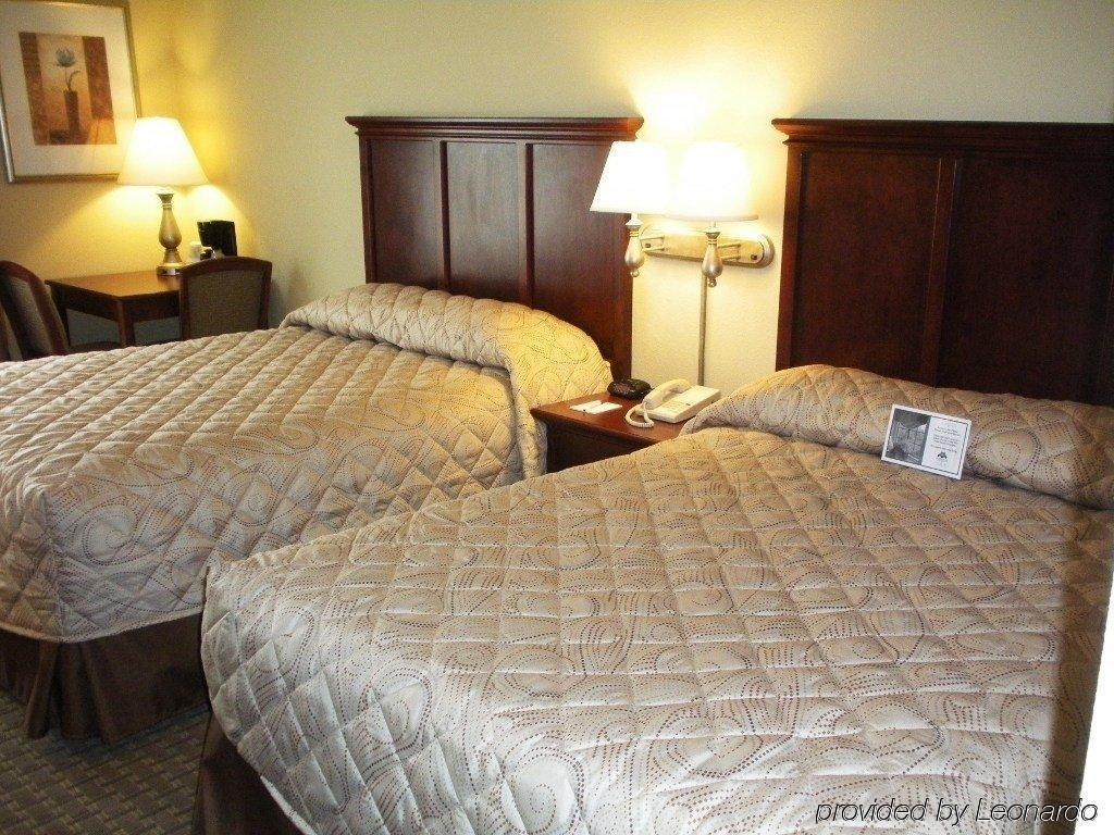Spark By Hilton Branson Meadows Екстер'єр фото