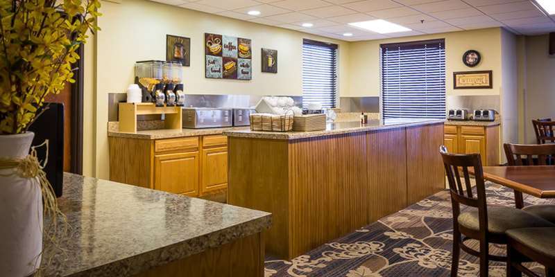 Spark By Hilton Branson Meadows Ресторан фото